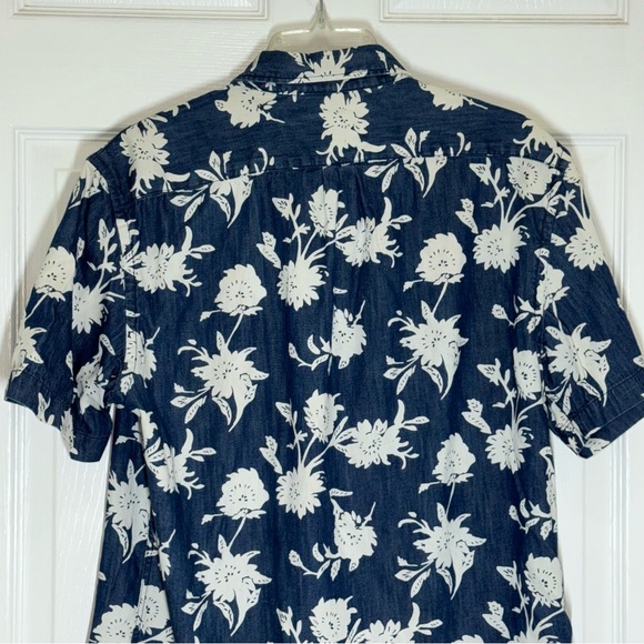 Old Navy Navy Blue and White Floral Shirt - Picture 8 of 11